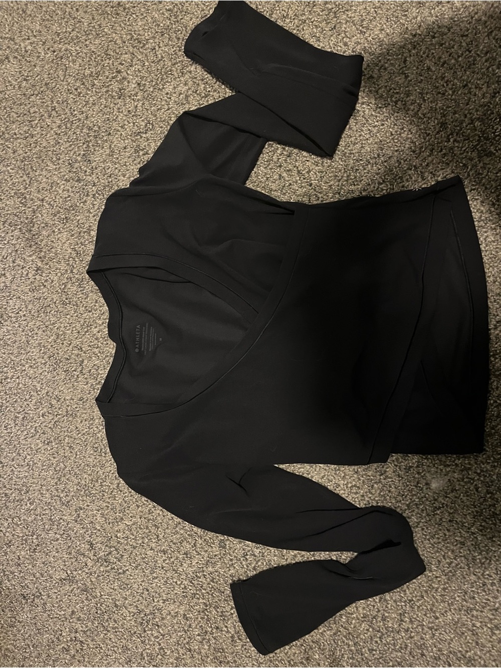 Athleta Black transcend wrap long sleeve L Athletic Top